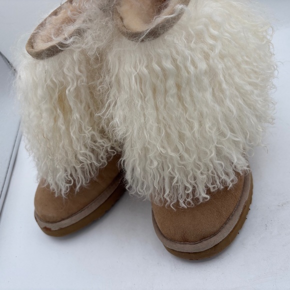 UGG Mongolian Sheepskin Cuff Short Boots 6 Ski Apres Furry Rare Fur Sand Cream - Picture 10 of 15